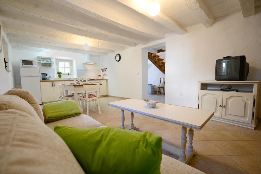 Holiday Home Nono Frane Lindar 객실 사진